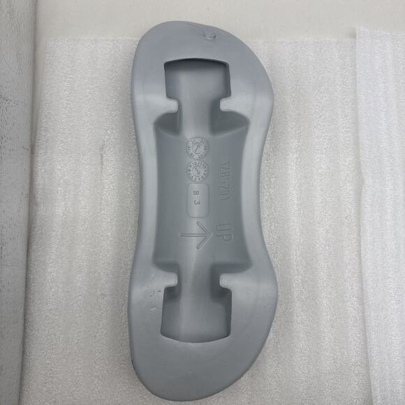 1pc Grey Pillow Fits Hot Springs/Hot Spot 2015 +, 11.2" L x 4" W *unused READ... - Picture 8 of 12